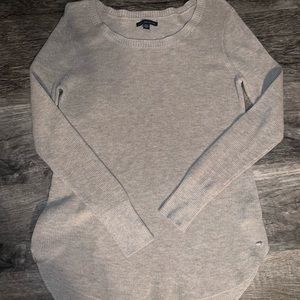 American Eagle 🦅 light weight sweater.